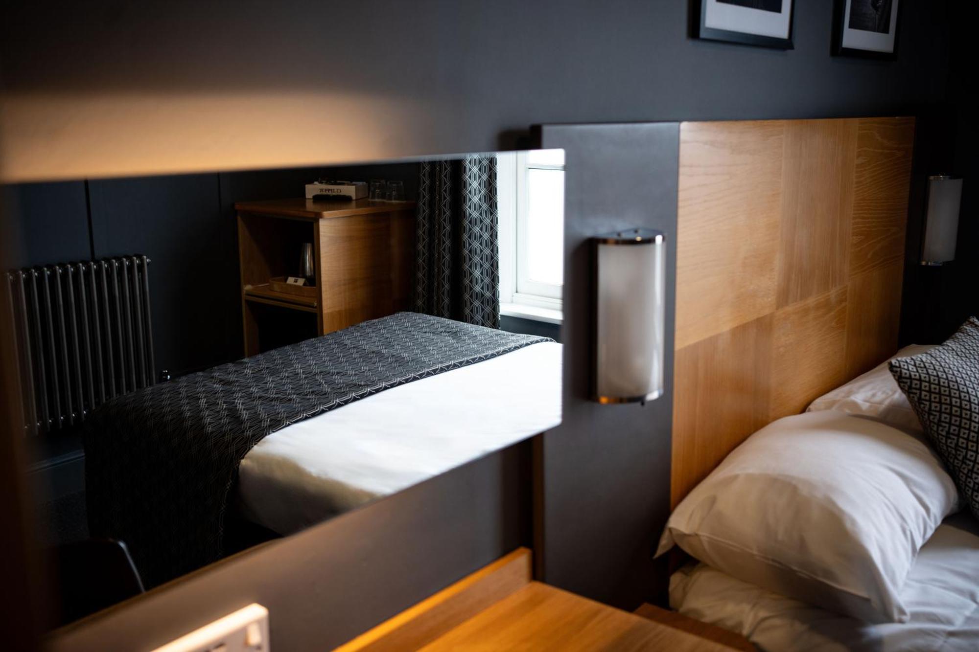 The Corner House Hotel Taunton Buitenkant foto
