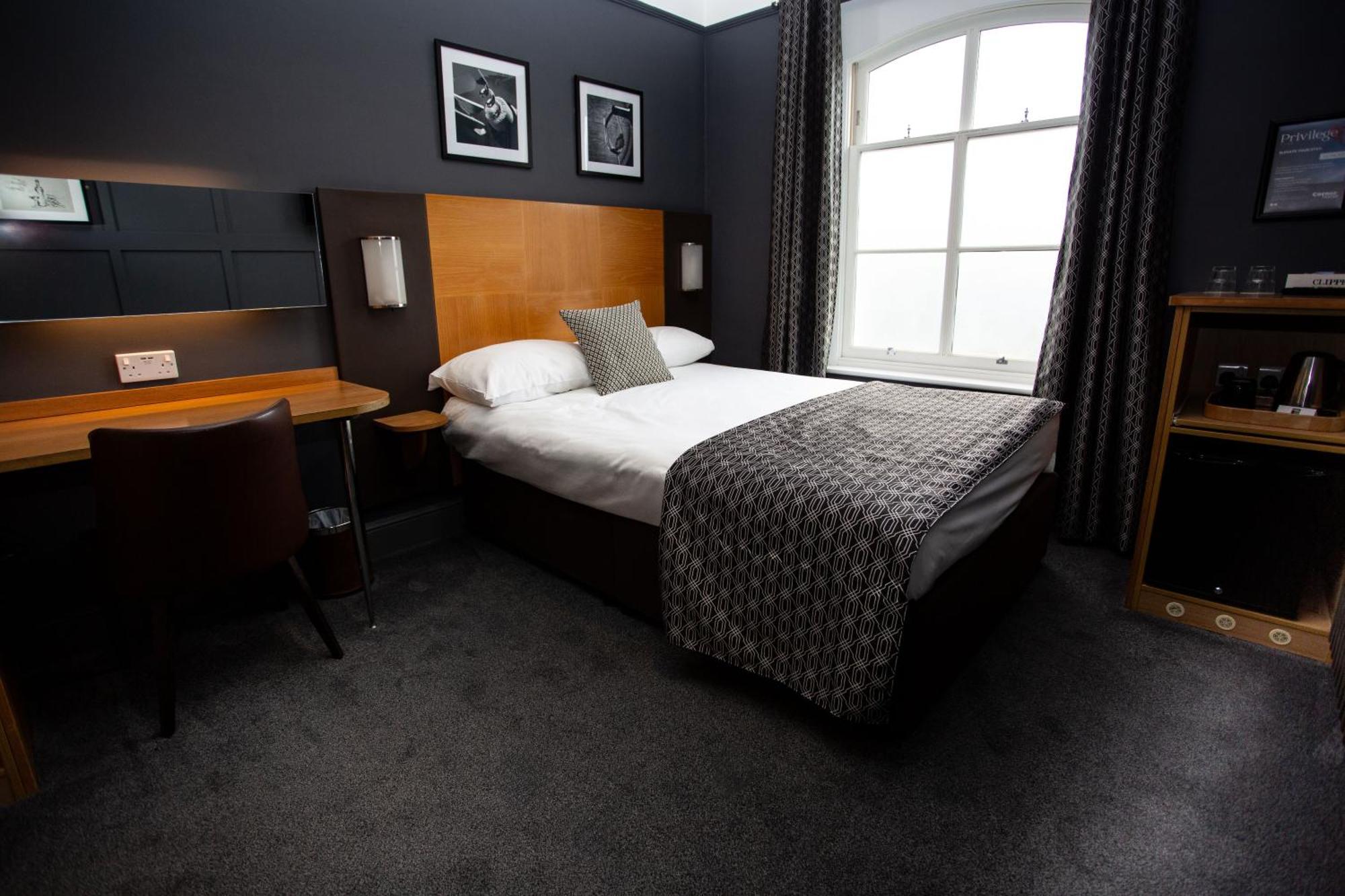 The Corner House Hotel Taunton Buitenkant foto